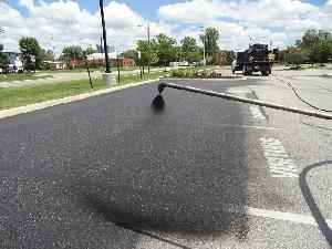 Для чего нужна защитная пропитка для асфальта? 