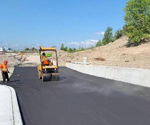 Как укладывается асфальтовое покрытие?