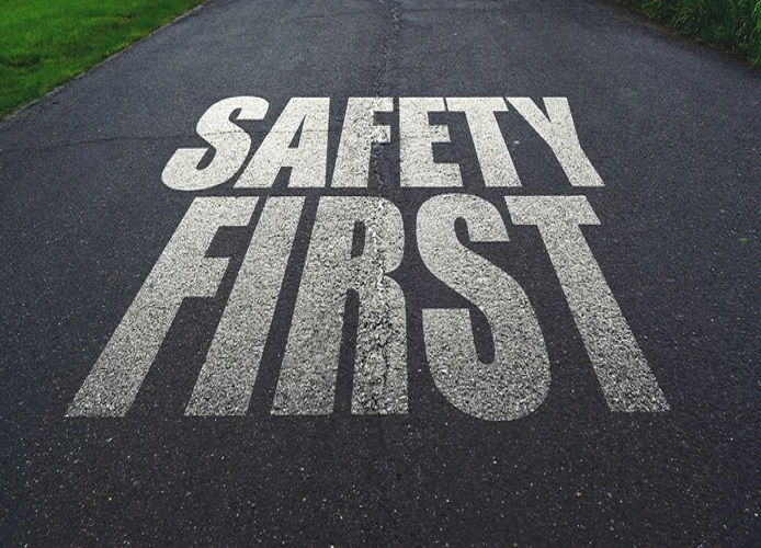 Меры безопасности при уходе за асфальтом, которые помогут Вам обеспечить безопасность на рабочем месте