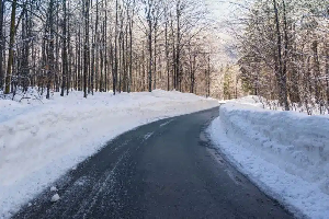 Как подготовить асфальтовое покрытие к зимней погоде