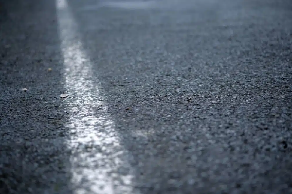 Обычные повреждения асфальта и эффективный ремонт