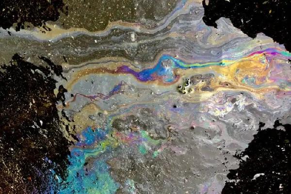 Шесть врагов асфальтового покрытия (и как их предотвратить)